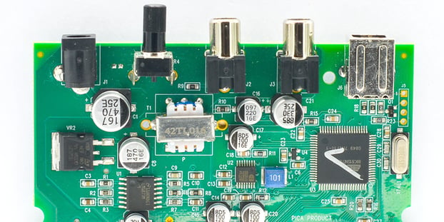 PCB Through hole Image